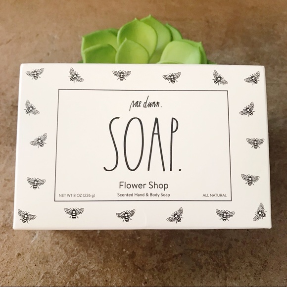 Rae Dunn Flower Shop Scented Hand & Body Soap 8 oz - Picture 1 of 4